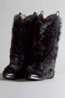 MID COWBOY BOOTS WITH SLEEVE - BLACK FUR