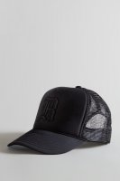 R13 TRUCKER HAT - BLACKOUT