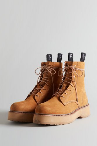 SINGLE STACK BOOT - TAN NUBUCK